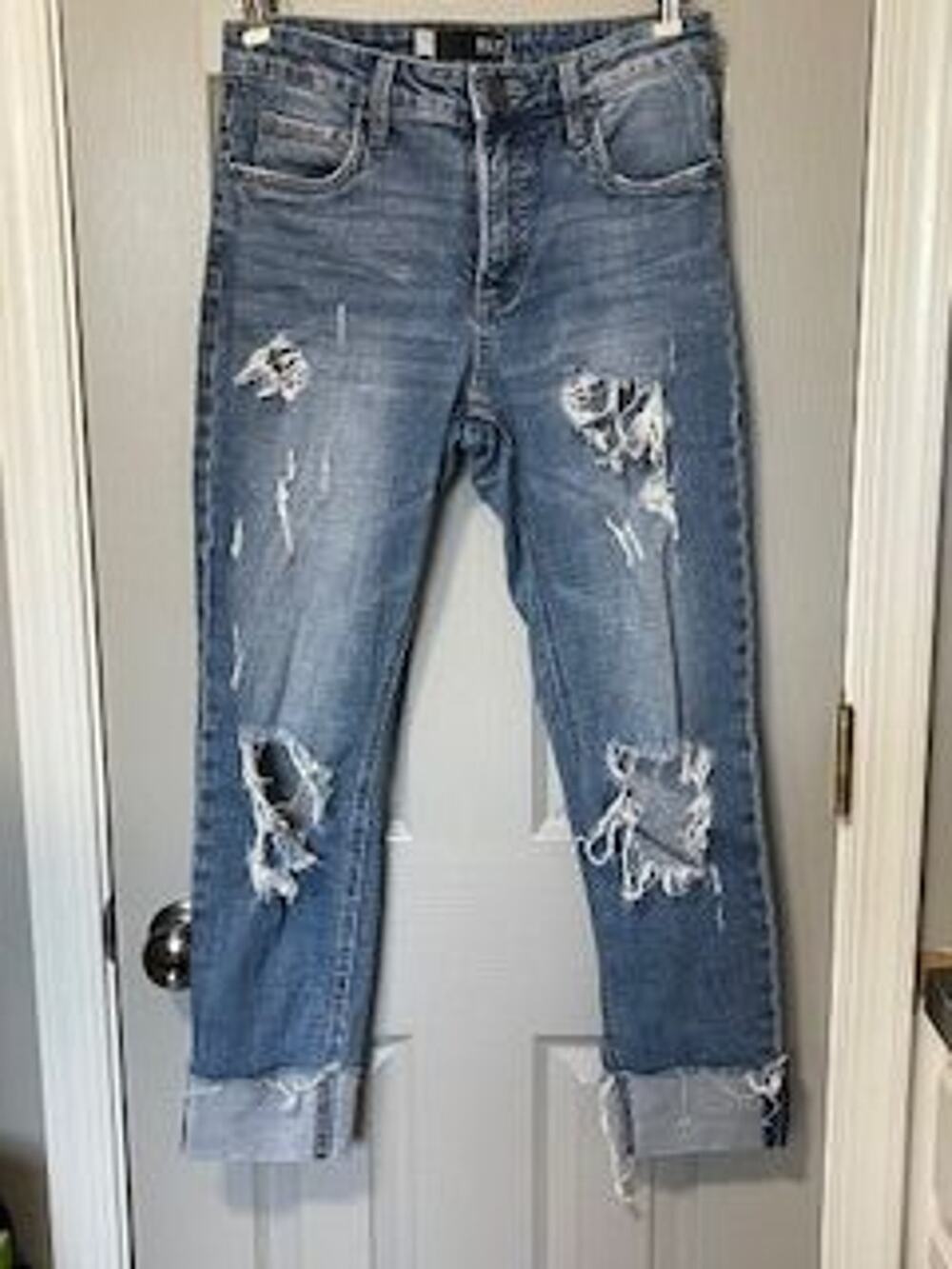 #B976 PRE-LOVED Kut from the Kloth high rise boyfriend jeans distressed size 0